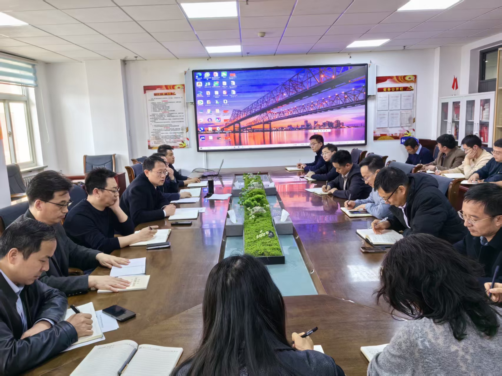 ​beat365在线官网入口部署树立和践行正确政...